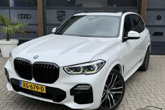 BMW X5 (2019) thumbnail 4