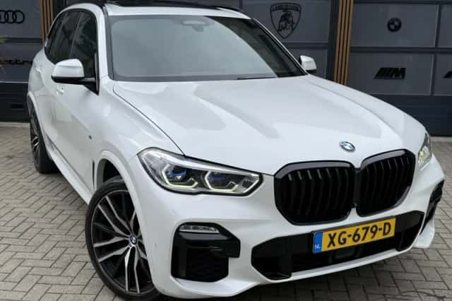 BMW X5 (2019) thumbnail 6
