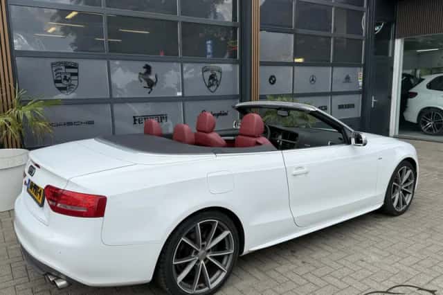 Audi A5 (2009) thumbnail 5
