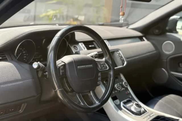 Land Rover Range Rover Evoque (2016) thumbnail 3