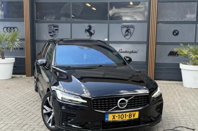 Volvo V60 (2020) thumbnail 2
