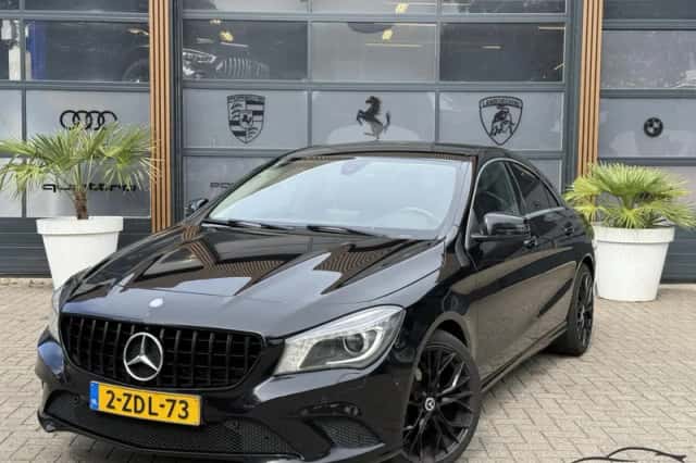 Mercedes-Benz CLA-Klasse (2014) thumbnail 1