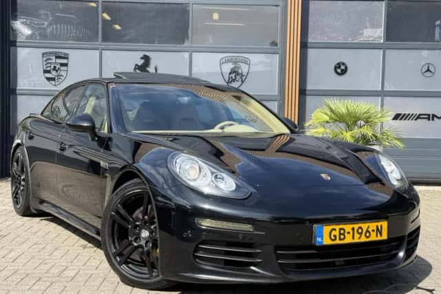 Porsche Panamera (2014) thumbnail 2