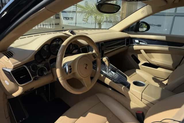 Porsche Panamera (2014) thumbnail 3