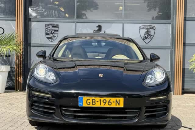Porsche Panamera (2014) thumbnail 5