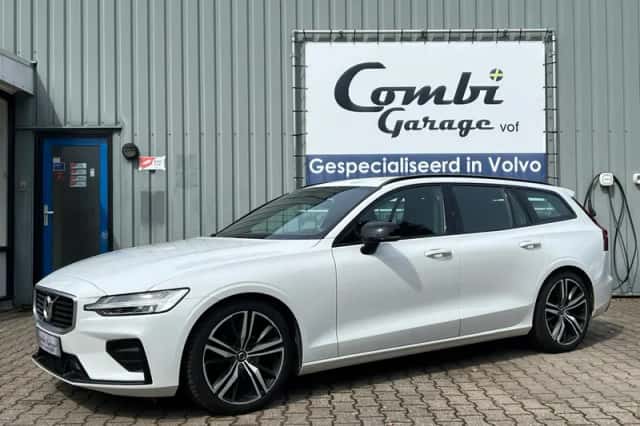 Volvo V60 (2019) thumbnail 3