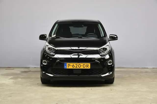 Kia Picanto (2022) thumbnail 2