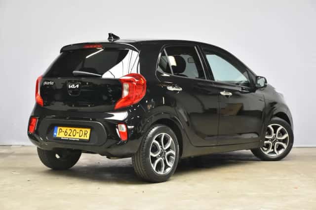 Kia Picanto (2022) thumbnail 5