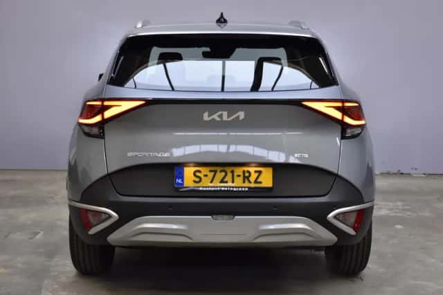 Kia Sportage (2023) thumbnail 6