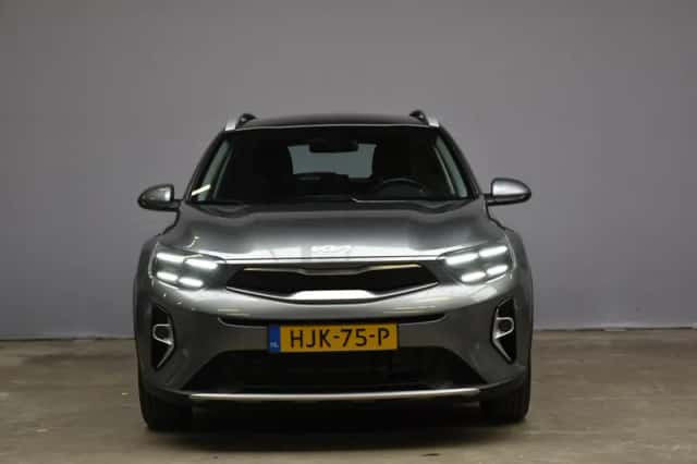 Kia Stonic (2025) thumbnail 2