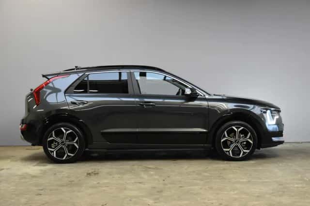 Kia Niro (2025) thumbnail 5