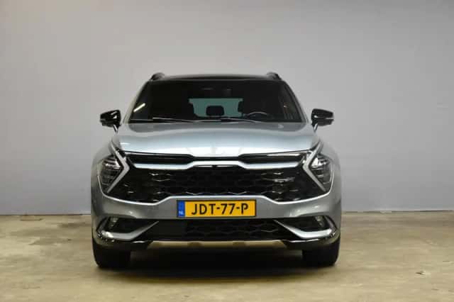 Kia Sportage (2022) thumbnail 2