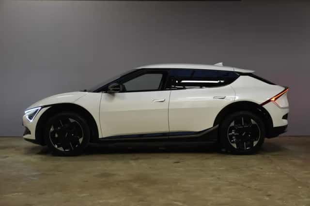 Kia EV6 (2026) thumbnail 2