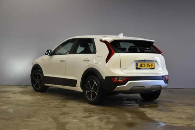 Kia Niro (2022) thumbnail 6