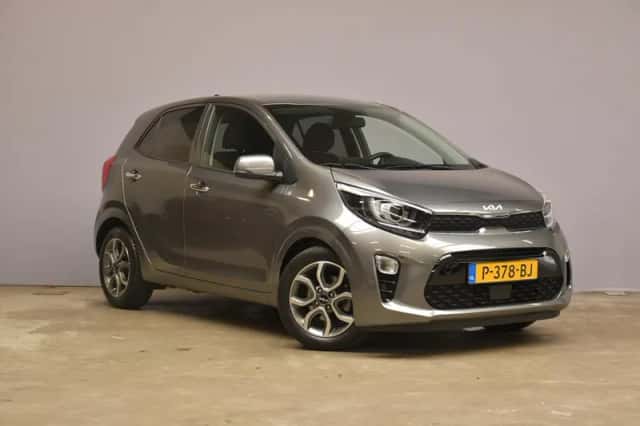 Kia Picanto (2022) thumbnail 3