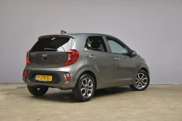 Kia Picanto (2022) thumbnail 5