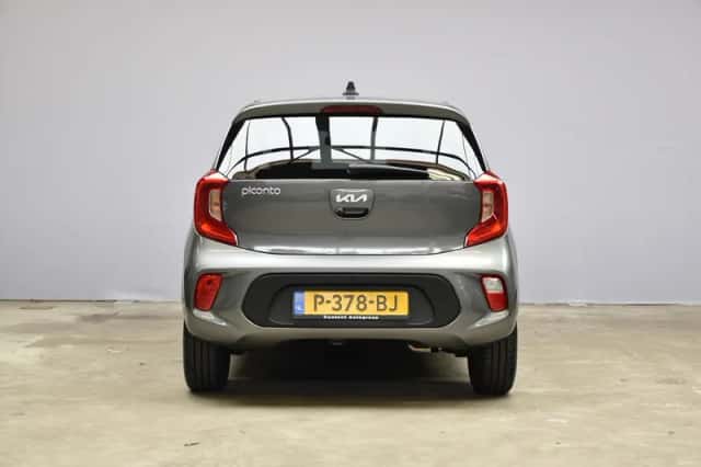 Kia Picanto (2022) thumbnail 6