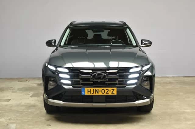 Hyundai Tucson (2025) thumbnail 2