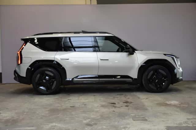 Kia EV9 (2026) thumbnail 4