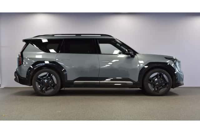 Kia EV9 (2026) thumbnail 4