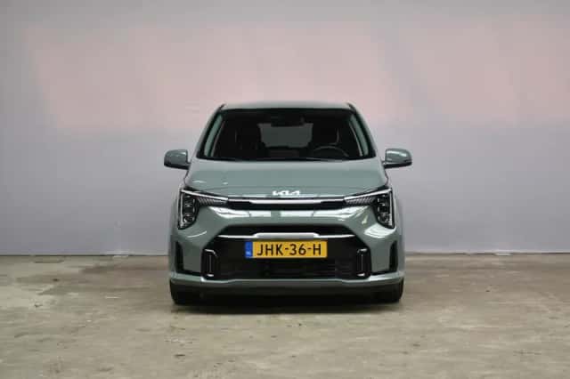 Kia Picanto (2025) thumbnail 2