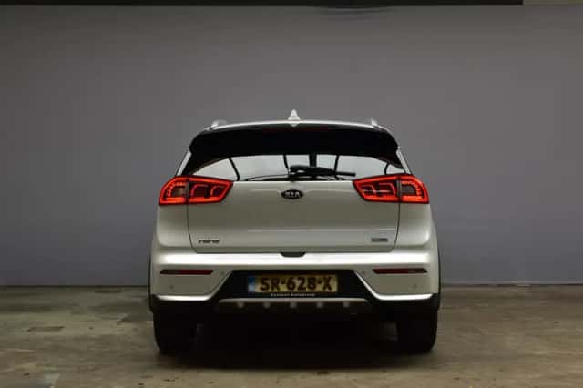 Kia Niro (2018) thumbnail 5