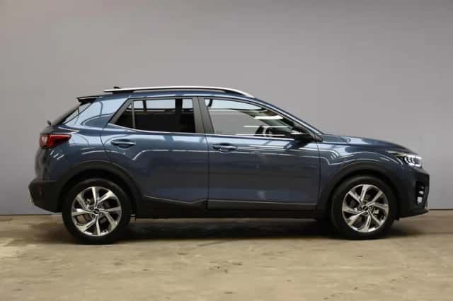 Kia Stonic (2025) thumbnail 4