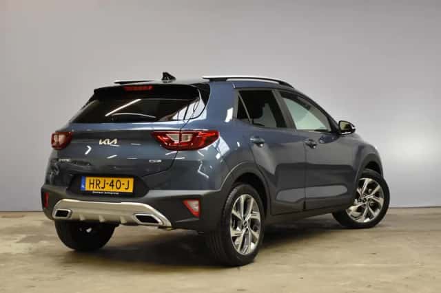 Kia Stonic (2025) thumbnail 5