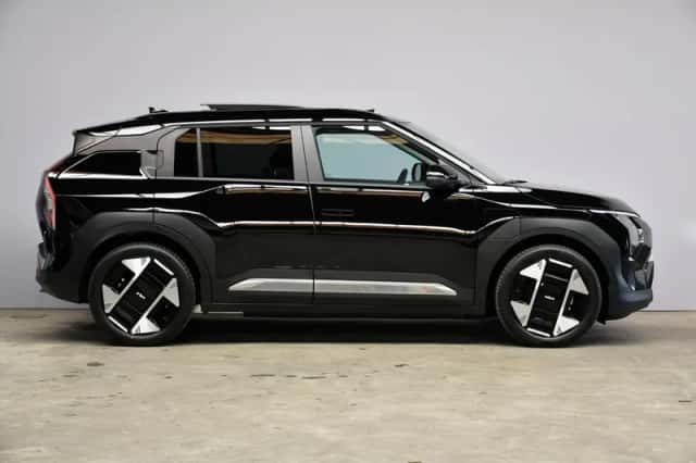 Kia EV3 (2026) thumbnail 2