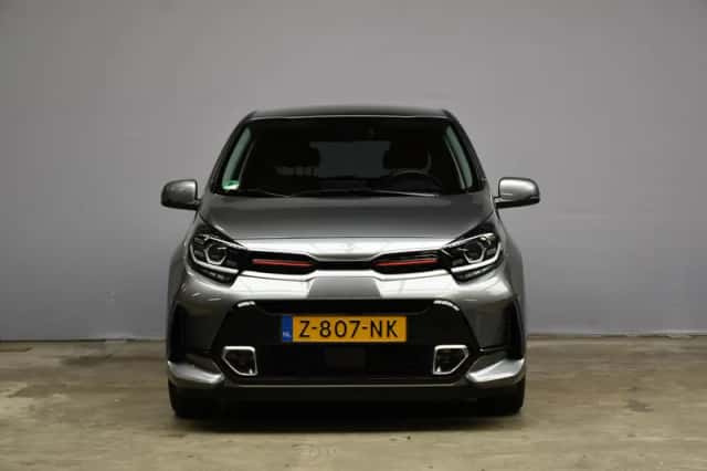Kia Picanto (2024) thumbnail 2