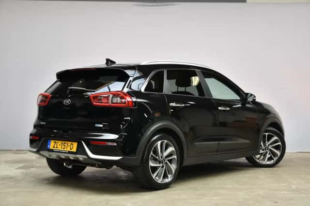 Kia Niro (2018) thumbnail 5