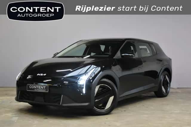 Kia EV4 (2026) thumbnail 1