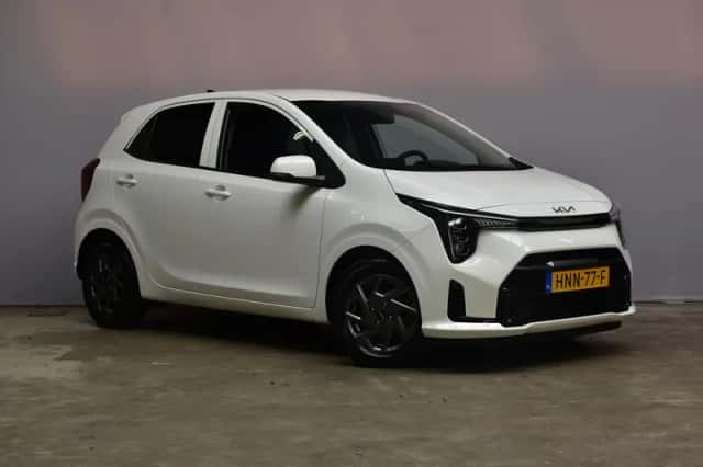 Kia Picanto (2025) thumbnail 3