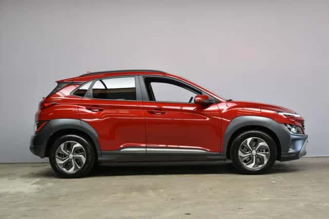 Hyundai Kona (2021) thumbnail 5