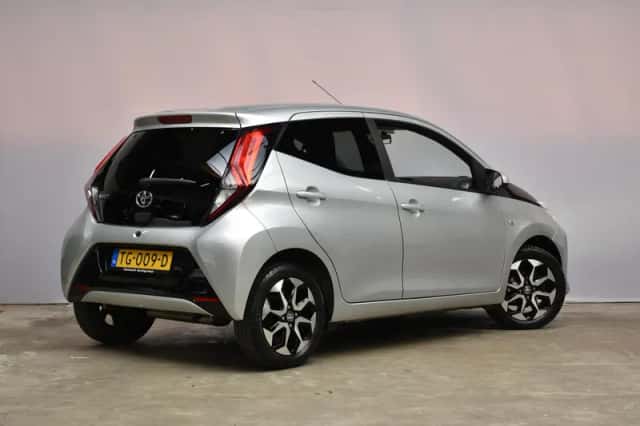 Toyota Aygo (2018) thumbnail 5