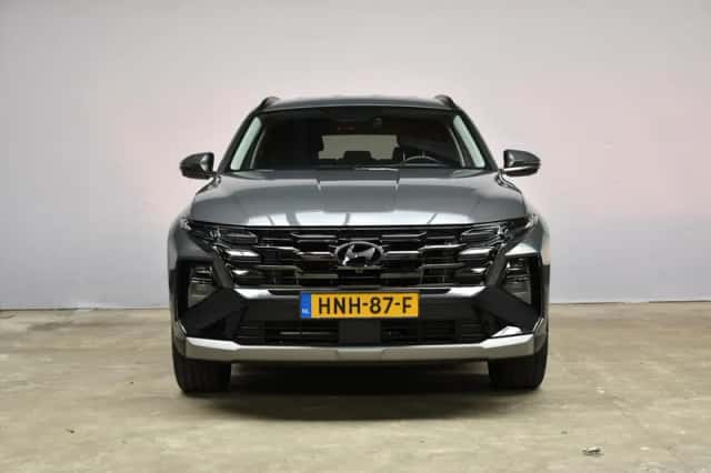 Hyundai Tucson (2025) thumbnail 2