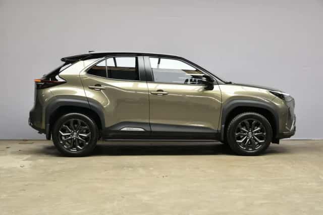 Toyota Yaris Cross (2022) thumbnail 4