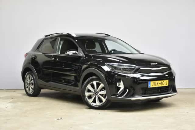 Kia Stonic (2025) thumbnail 3