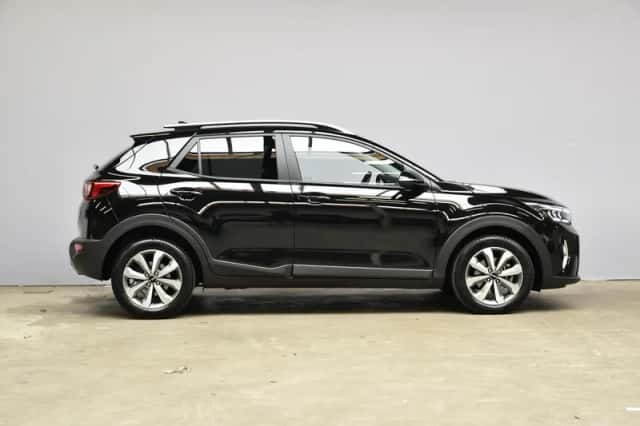 Kia Stonic (2025) thumbnail 4