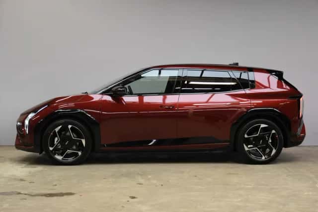 Kia EV4 (2026) thumbnail 2