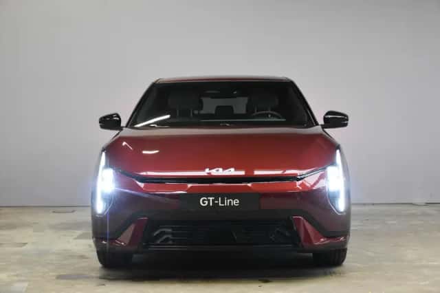 Kia EV4 (2026) thumbnail 3