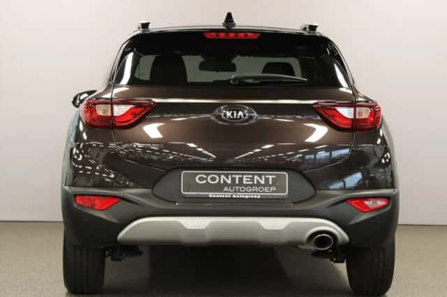 Kia Stonic (2019) thumbnail 4