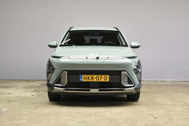 Hyundai Kona (2025) thumbnail 2