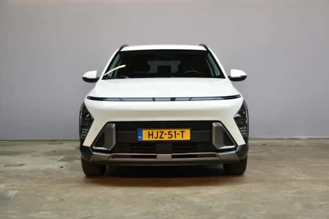 Hyundai Kona (2025) thumbnail 2