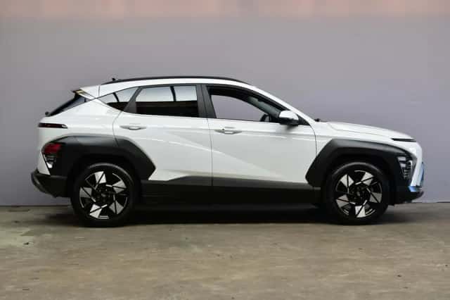 Hyundai Kona (2025) thumbnail 4
