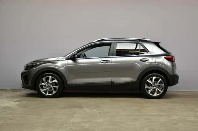 Kia Stonic (2024) thumbnail 2