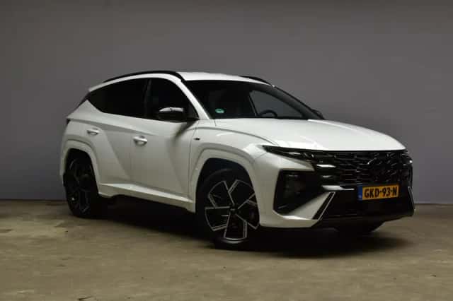 Hyundai Tucson (2024) thumbnail 3