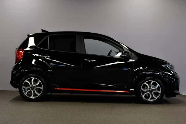 Kia Picanto (2023) thumbnail 4