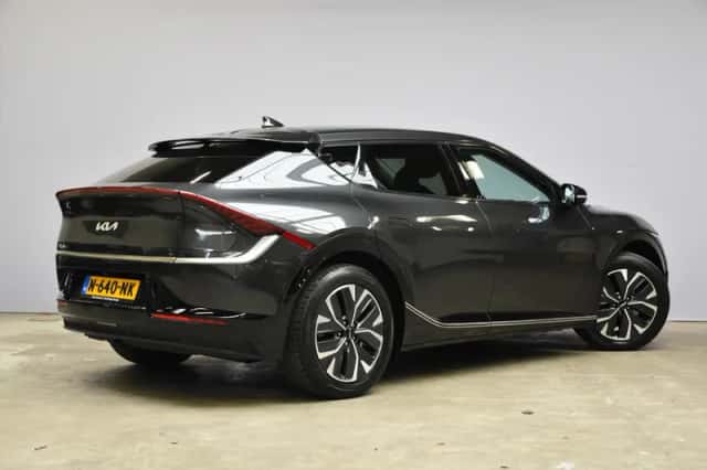 Kia EV6 (2021) thumbnail 5