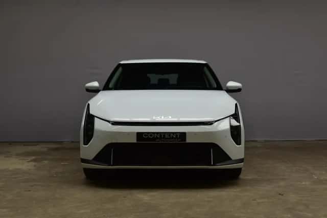 Kia EV4 (2026) thumbnail 3